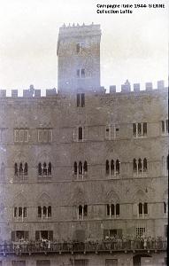 CAMPAGNE D ITALIE 1944 SIENNE  14 JUILLET   (7)